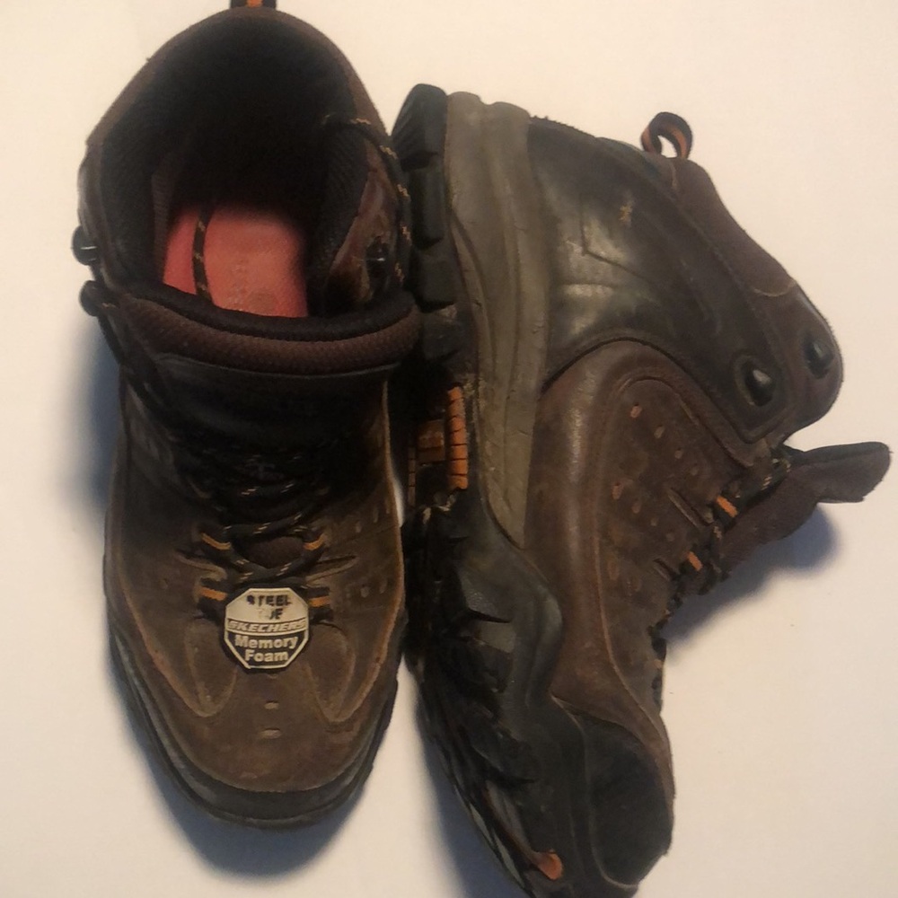Men’s Skechers steel toe waterproof hi top sneakers